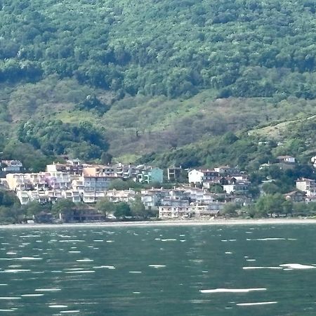 Studio Nikol Koutsoupia Kókkinon Nerón Εξωτερικό φωτογραφία