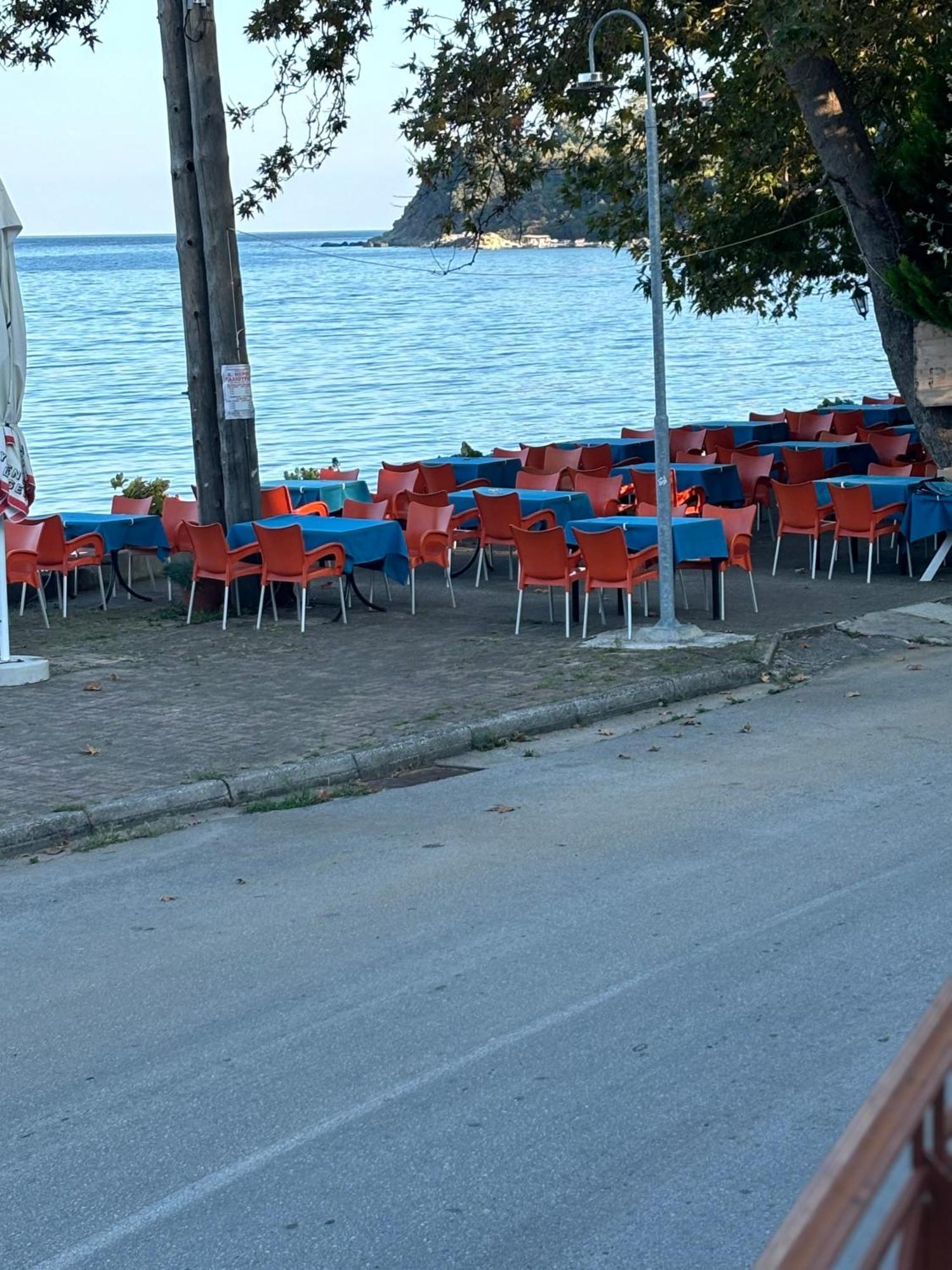 Studio Nikol Koutsoupia Kókkinon Nerón Εξωτερικό φωτογραφία